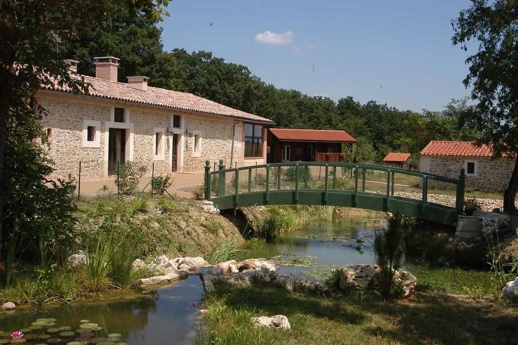 Hotel Chalet Domaine De Combe Ramond Veilhes Exterior foto